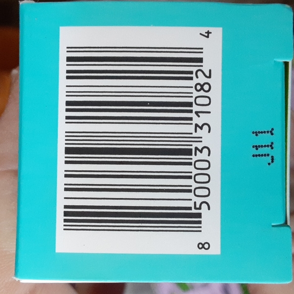 Tula Skincare So Poreless Deep Exfoliating Blackhead Scrub - Picture 5 of 5